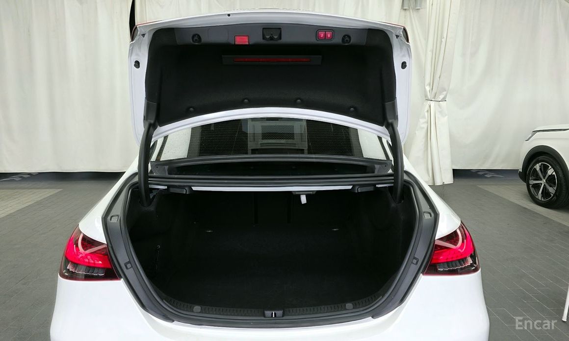Mercedes-Benz E-Class W213E250 Exclusive №21