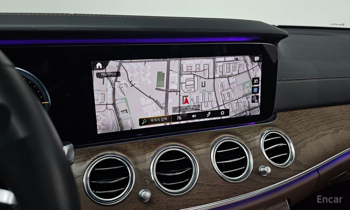 E-Class W213E250 Exclusive 16