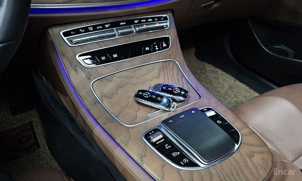 Mercedes-Benz E-Class W213E250 Exclusive №17