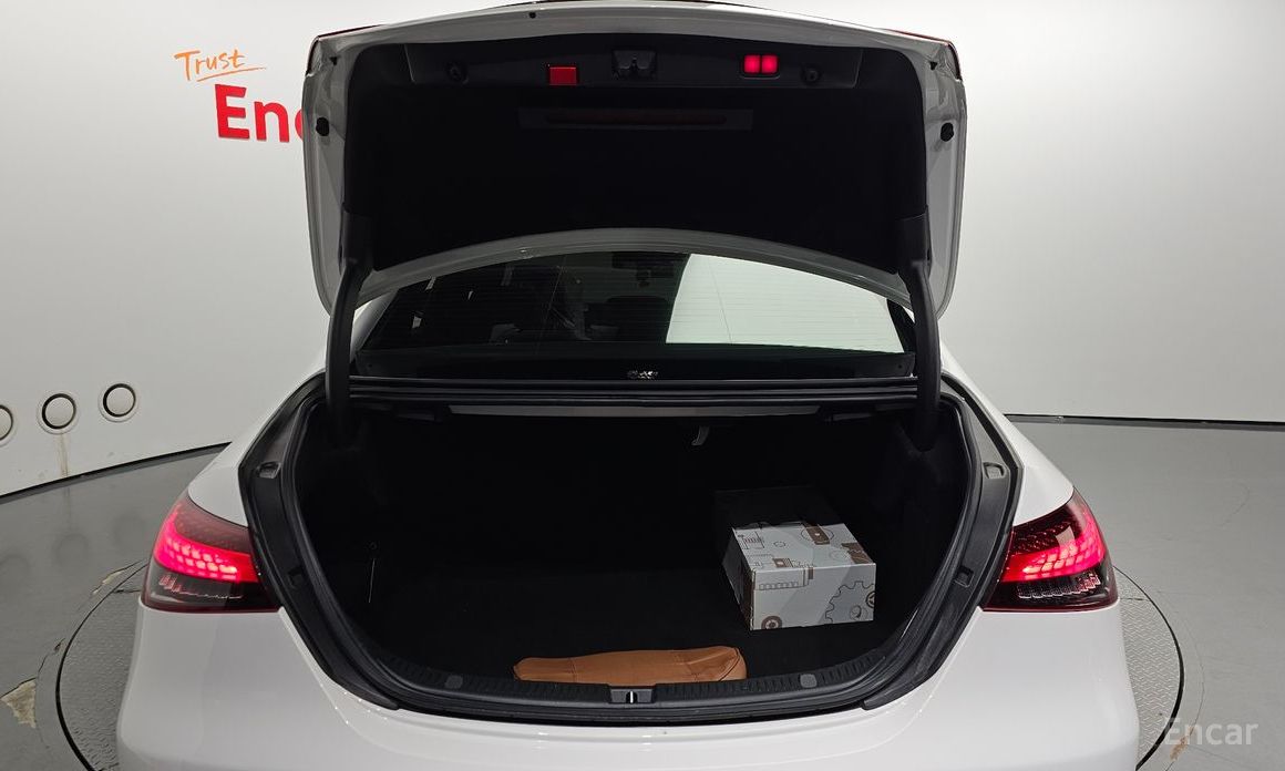 Mercedes-Benz E-Class W213E250 Exclusive №21