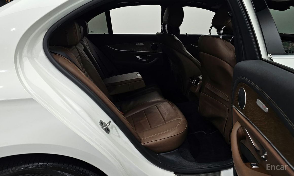 E-Class W213E250 Exclusive 13