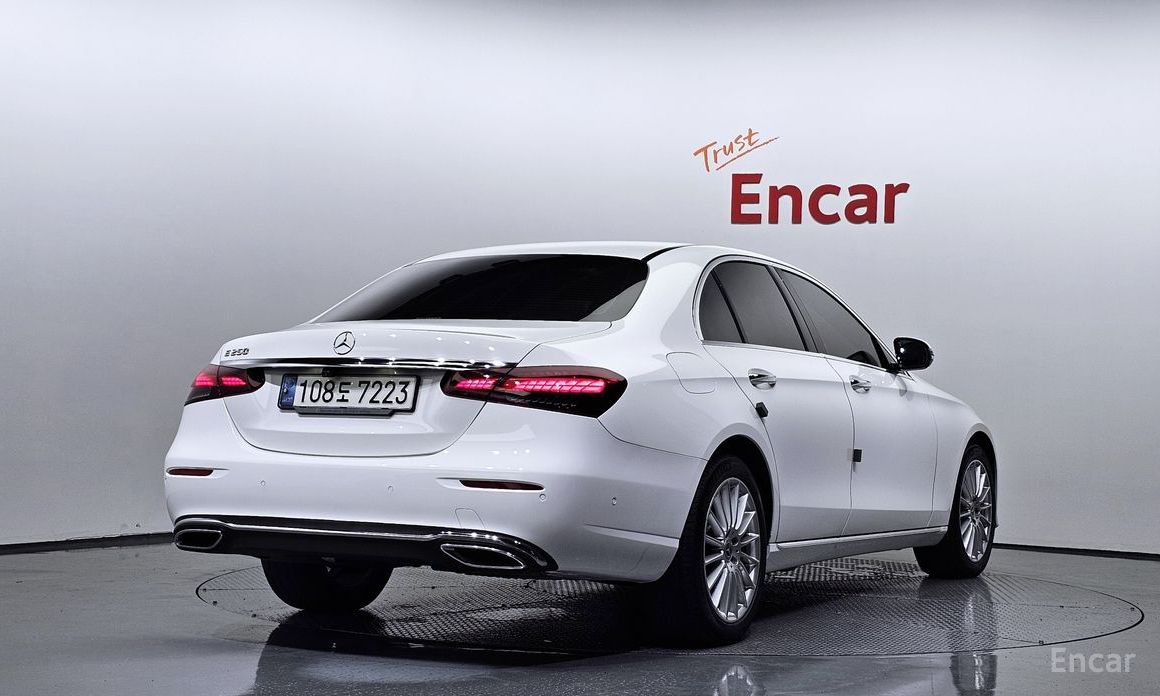 E-Class W213E250 Exclusive 3