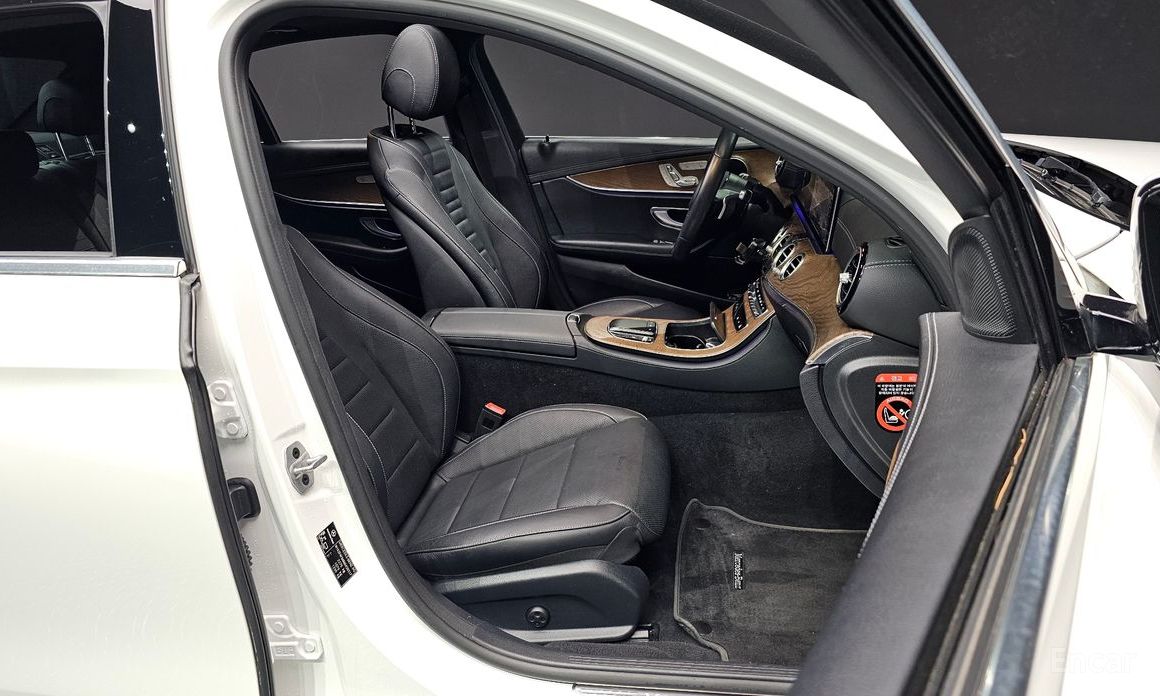 E-Class W213E250 Exclusive 11