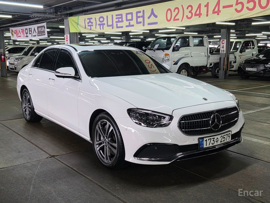 E-Class W213E300 4MATIC Avant-GARDE 4