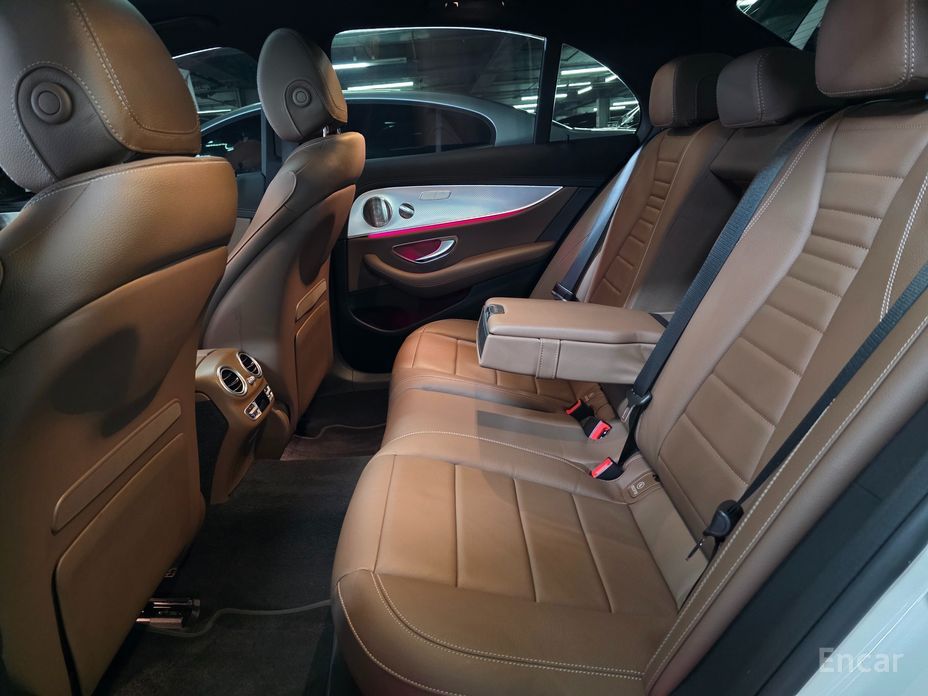 E-Class W213E300 4MATIC Avant-GARDE 7