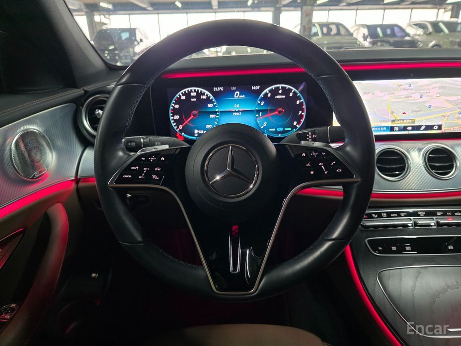 E-Class W213E300 4MATIC Avant-GARDE 9