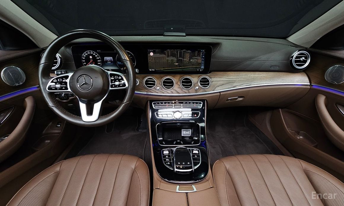 E-Class W213E300 4MATIC Exclusive 8
