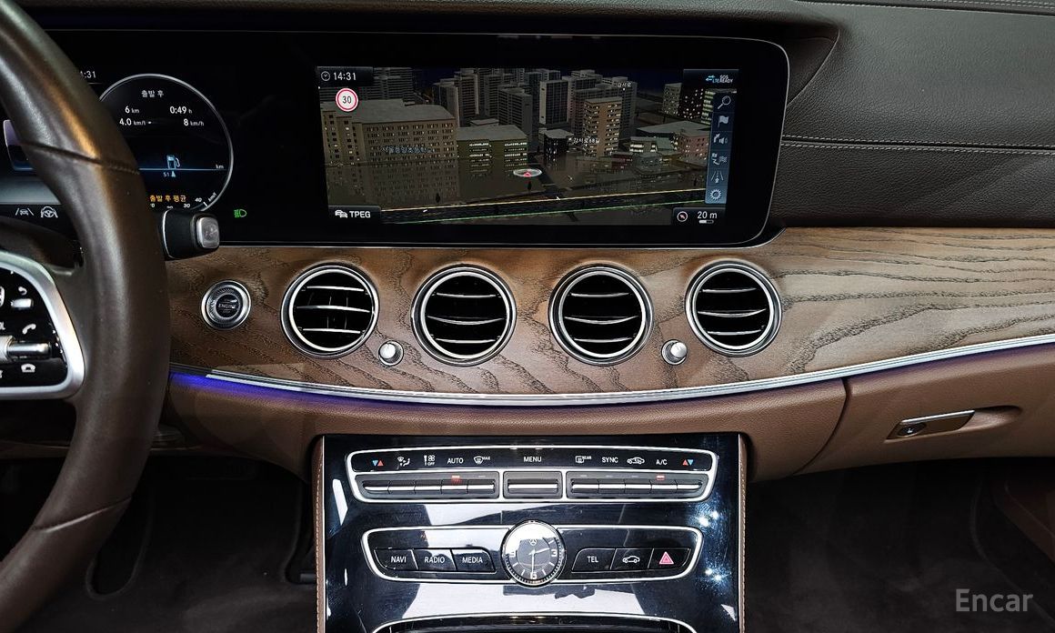 E-Class W213E300 4MATIC Exclusive 15