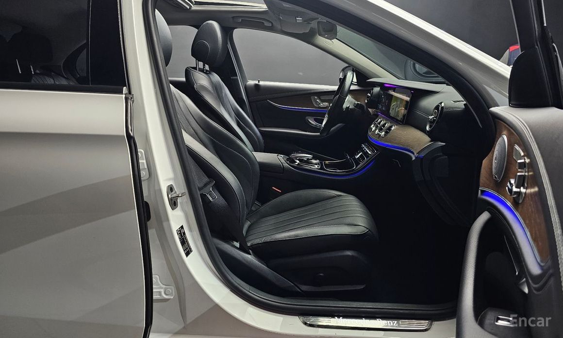 E-Class W213E300 4MATIC Exclusive 11