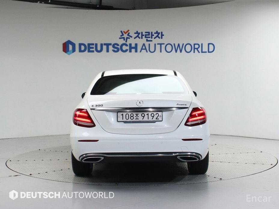 E-Class W213E300 4MATIC Exclusive 5