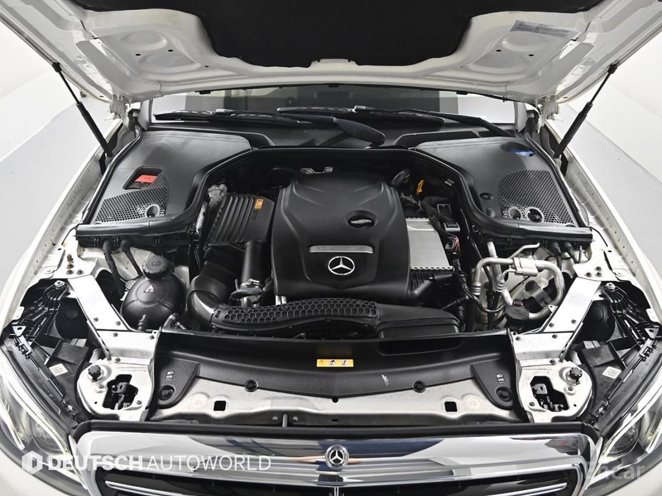E-Class W213E300 4MATIC Exclusive 7