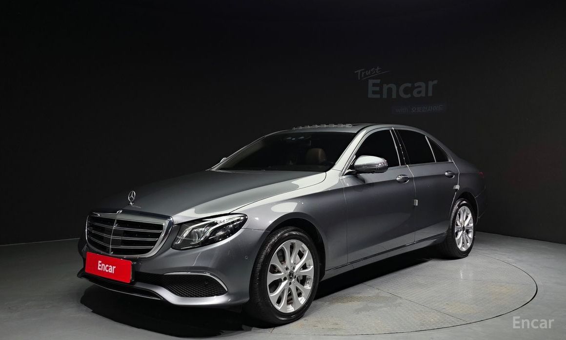 E-Class W213E300 4MATIC Exclusive 2