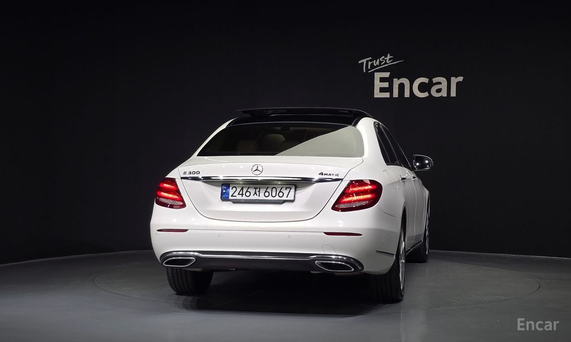 Mercedes-Benz E-Class W213E300 4MATIC Exclusive №5