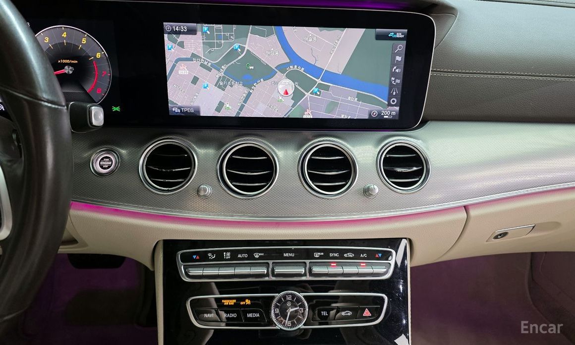 Mercedes-Benz E-Class W213E300 4MATIC Exclusive №18