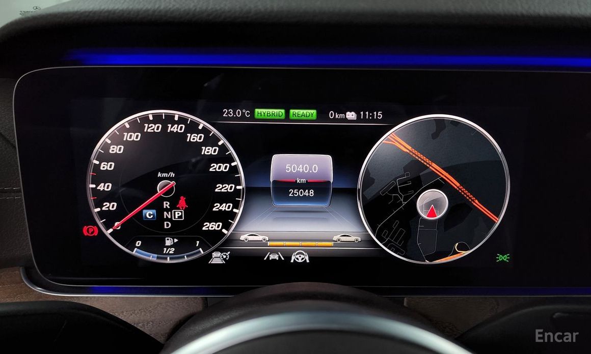 E-Class W213E300e 4MATIC Exclusive 9