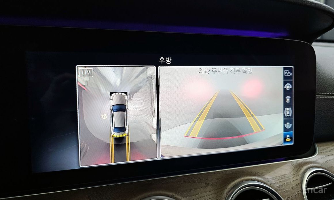 E-Class W213E300e 4MATIC Exclusive 16
