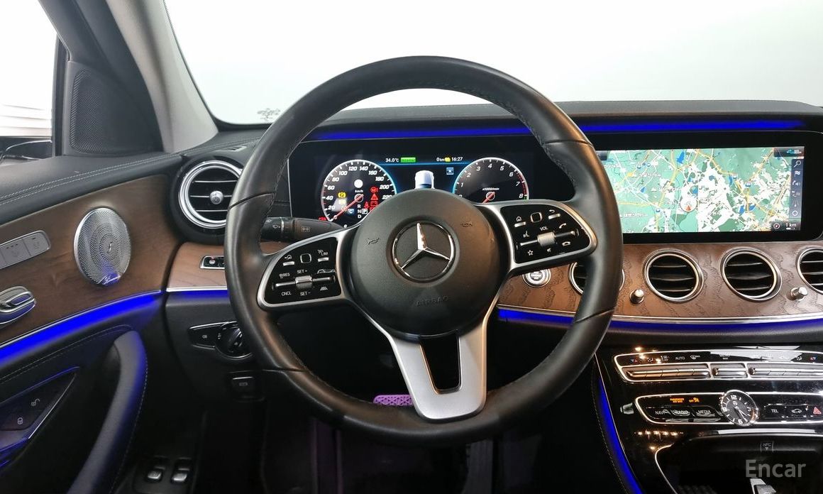 E-Class W213E300e 4MATIC Exclusive 14