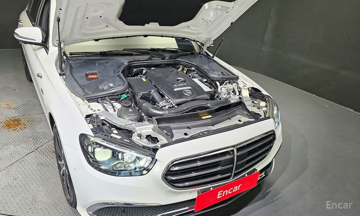 E-Class W213E300e 4MATIC Exclusive 7