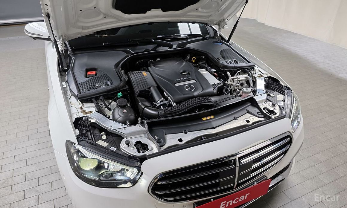 E-Class W213E300e 4MATIC Exclusive 7
