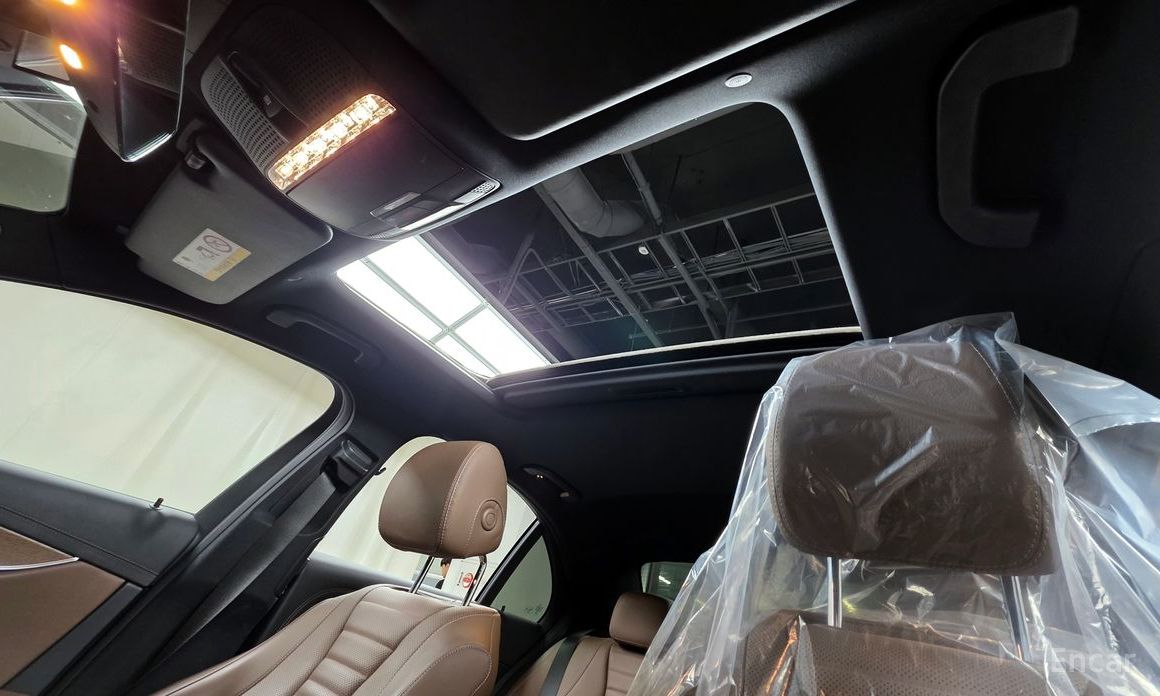 E-Class W213E300e 4MATIC Exclusive 13