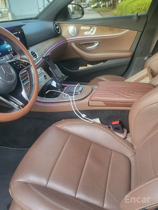 E-Class W213E300e 4MATIC Exclusive 7