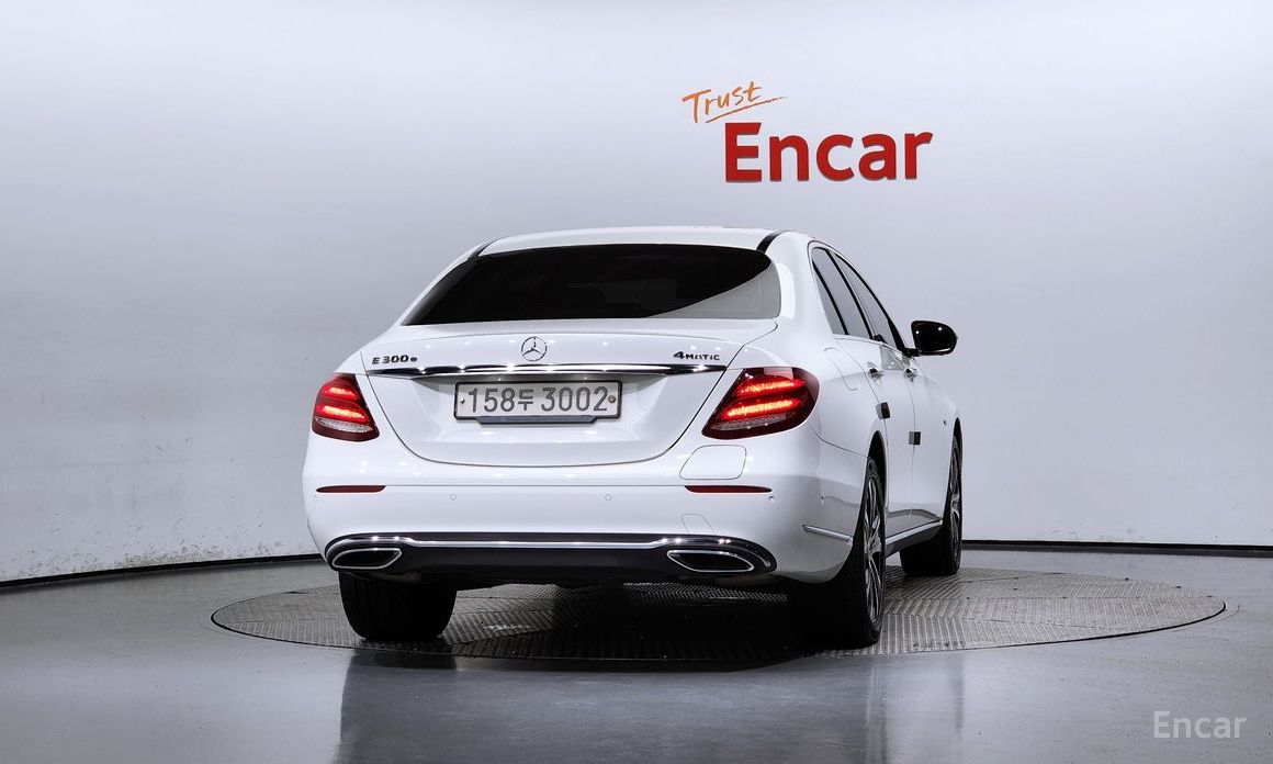 Mercedes-Benz E-Class W213E300e 4MATIC Exclusive №5