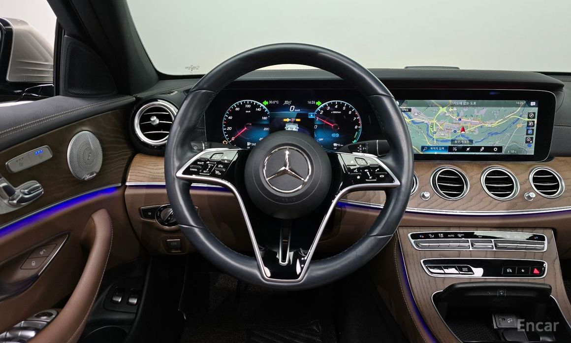 Mercedes-Benz E-Class W213E300e 4MATIC Exclusive №14