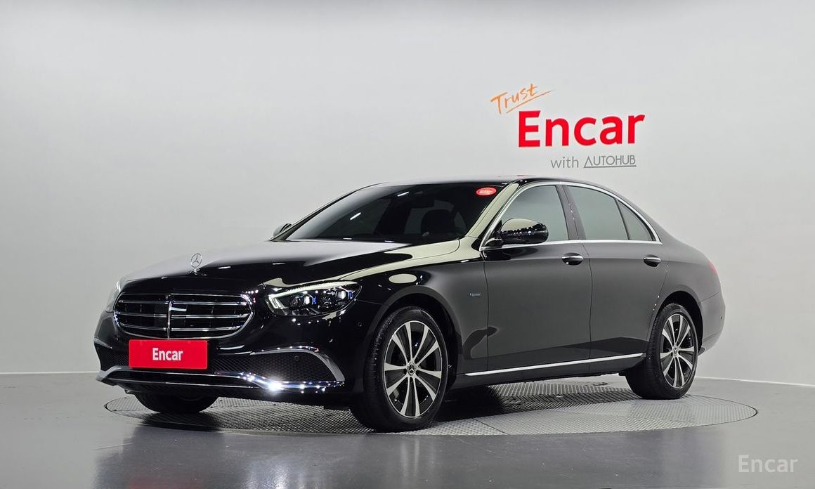 E-Class W213E300e 4MATIC Exclusive 2