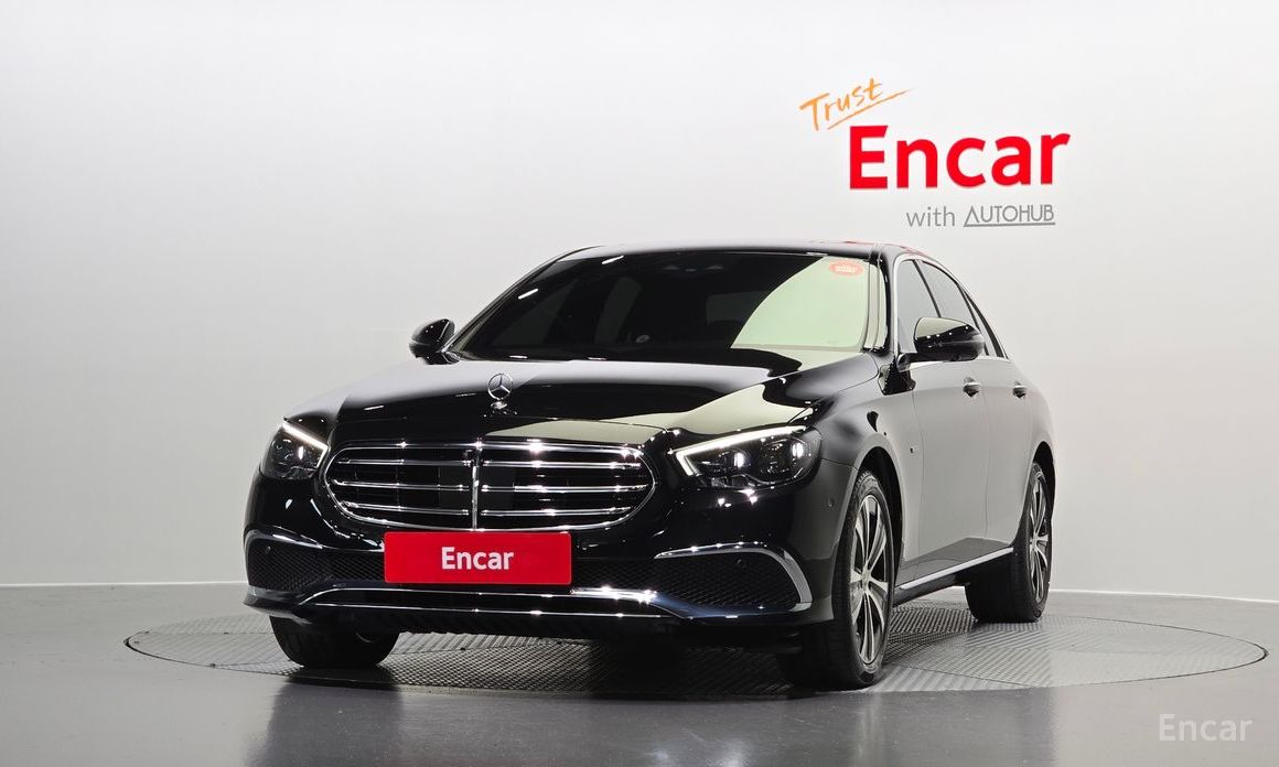 E-Class W213E300e 4MATIC Exclusive 4