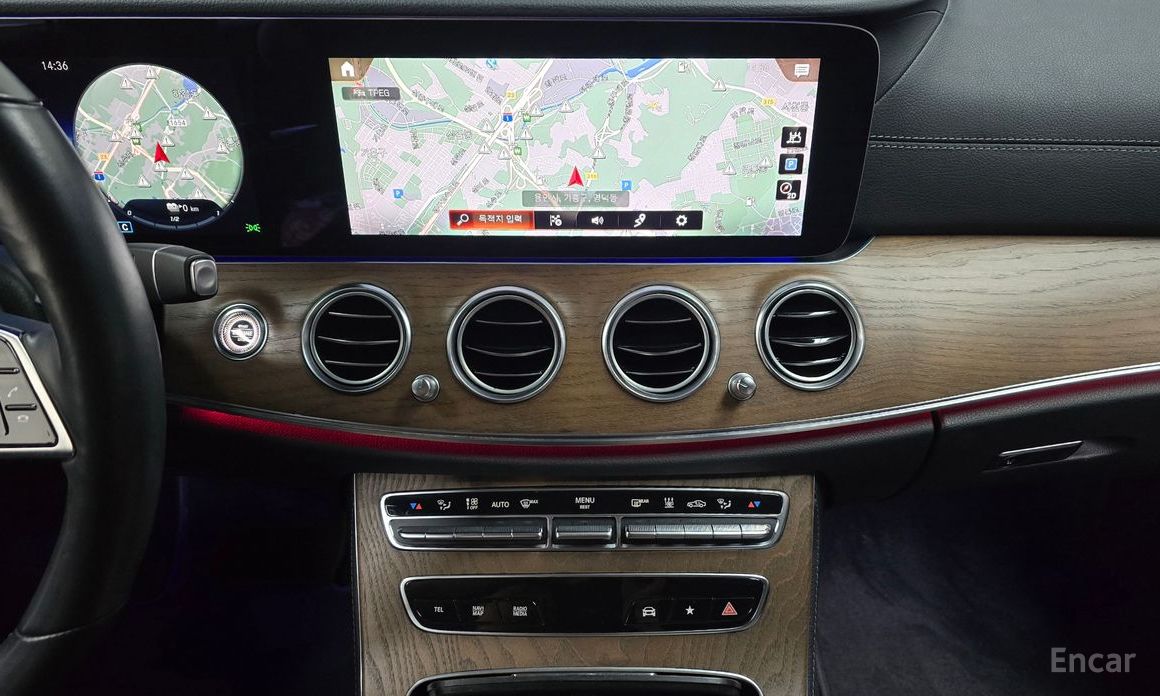 E-Class W213E300e 4MATIC Exclusive 15