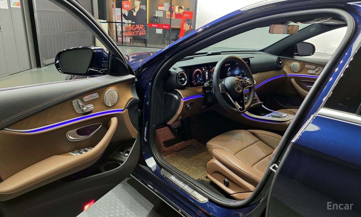 E-Class W213E300e 4MATIC Exclusive 11