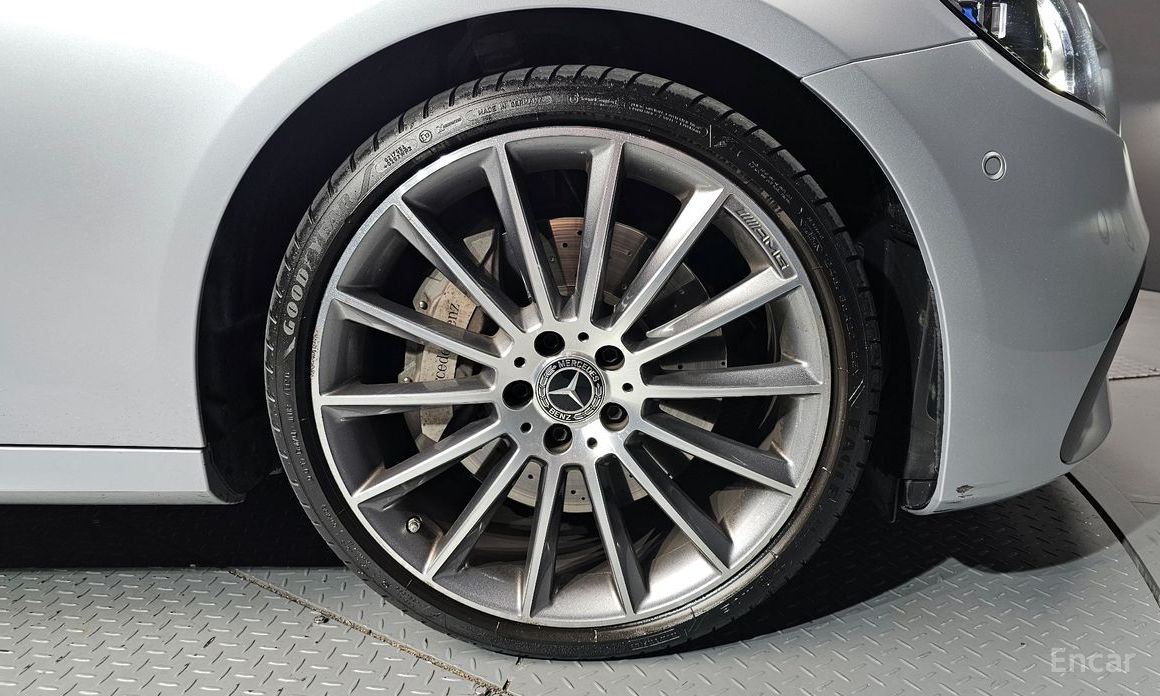 Mercedes-Benz E-Class W213E350 4MATIC AMG Line №6