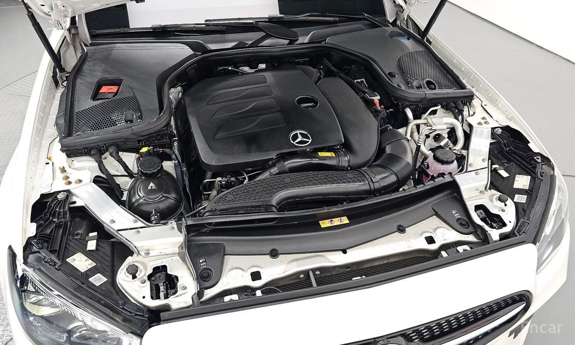 E-Class W213E350 4MATIC AMG Line 7
