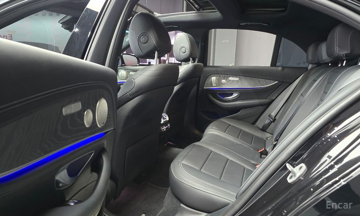 E-Class W213E350 4MATIC AMG Line 13