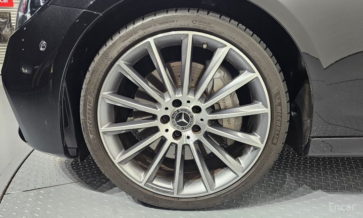 E-Class W213E350 4MATIC AMG Line 6