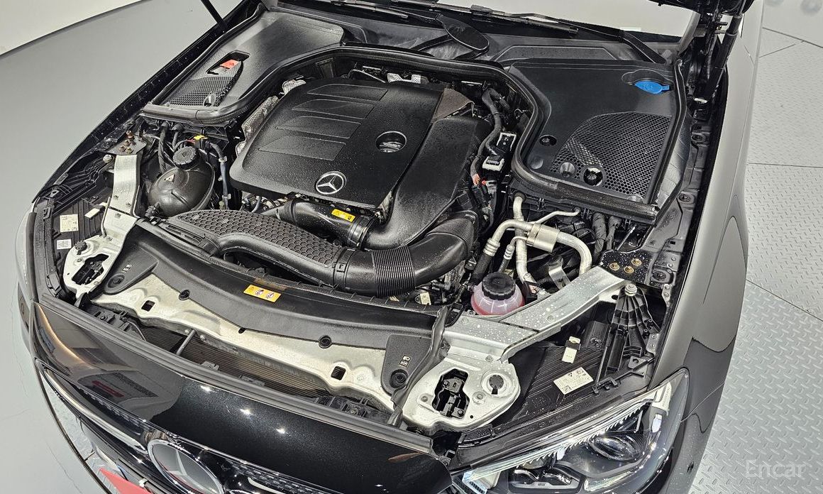 E-Class W213E350 4MATIC AMG Line 7
