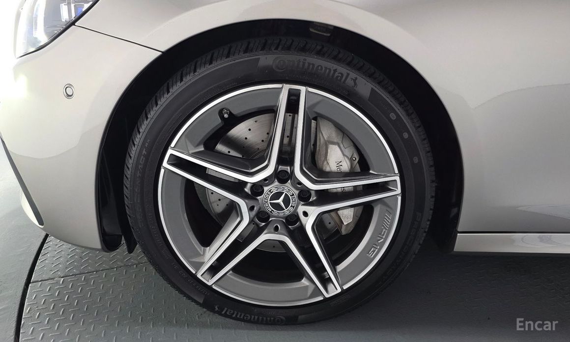 E-Class W213E350 4MATIC AMG Line 5