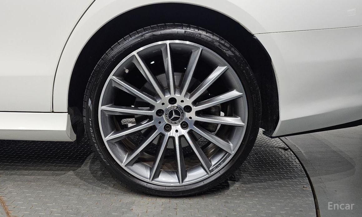E-Class W213E350 4MATIC AMG Line 6