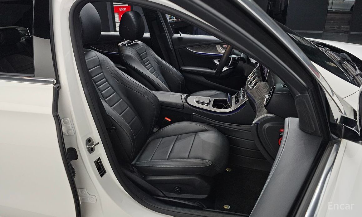 E-Class W213E350 4MATIC AMG Line 13