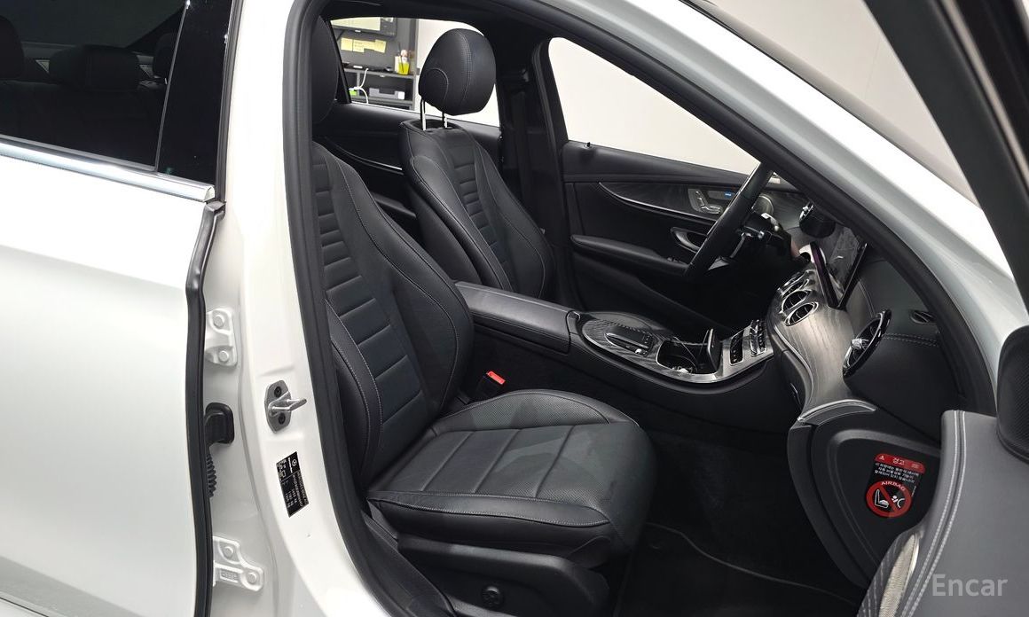 E-Class W213E350 4MATIC AMG Line 10