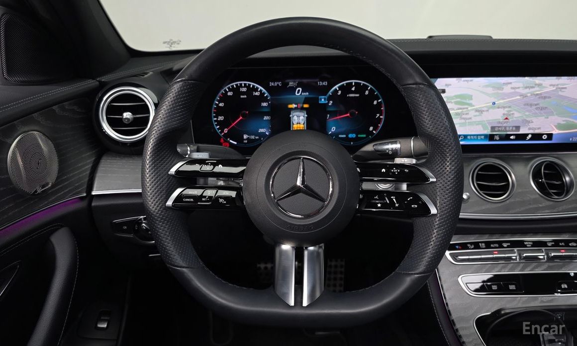 E-Class W213E350 4MATIC AMG Line 13