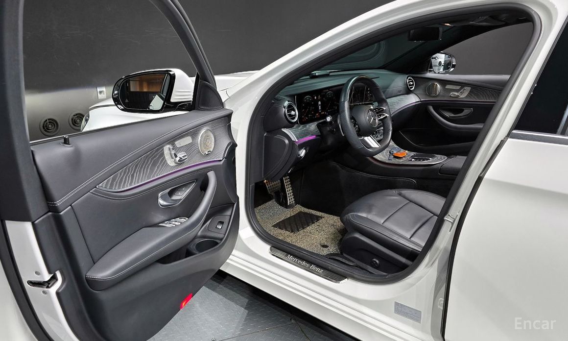 E-Class W213E350 4MATIC AMG Line 11