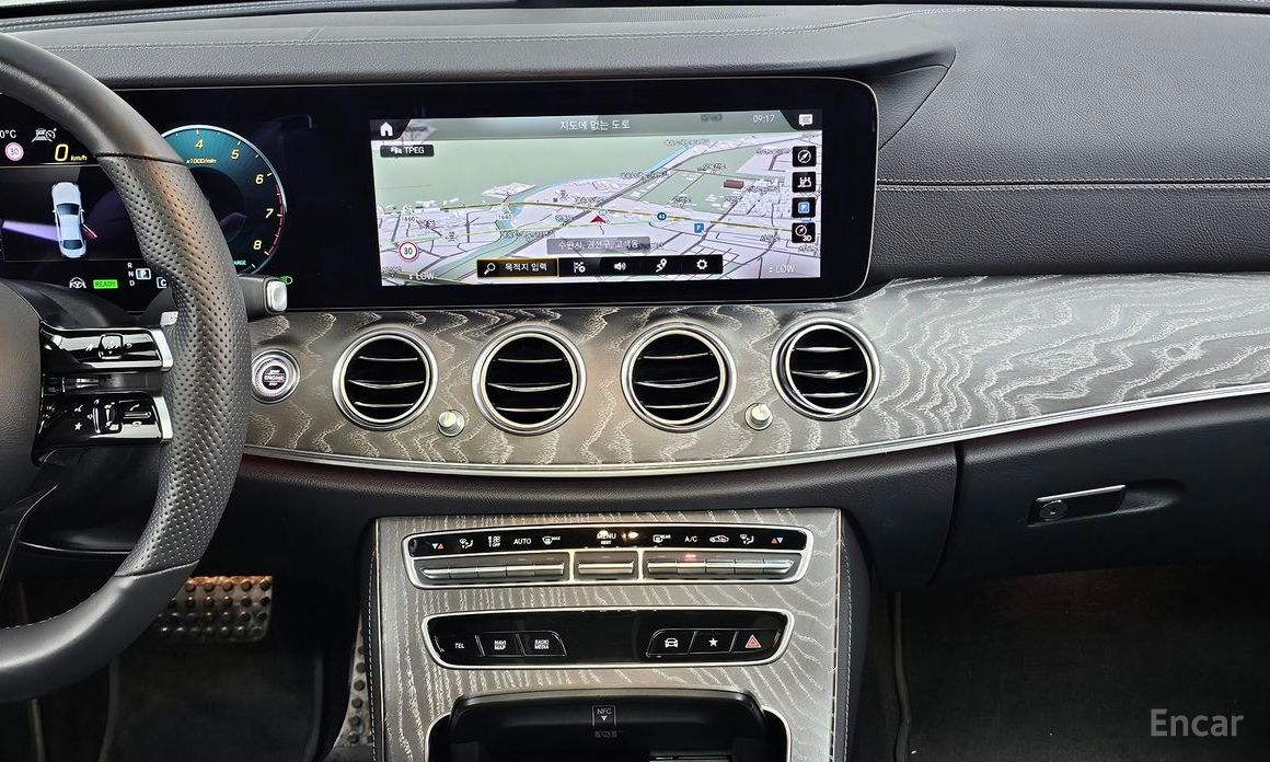 E-Class W213E350 4MATIC AMG Line 15