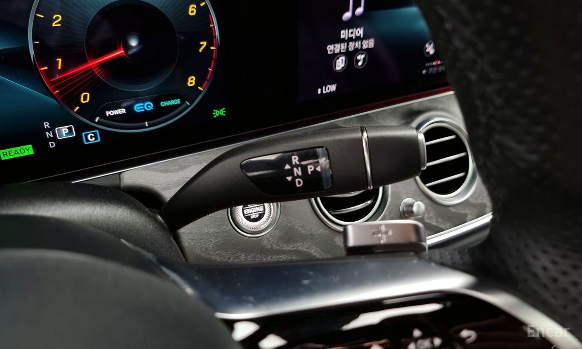 E-Class W213E350 4MATIC AMG Line 10