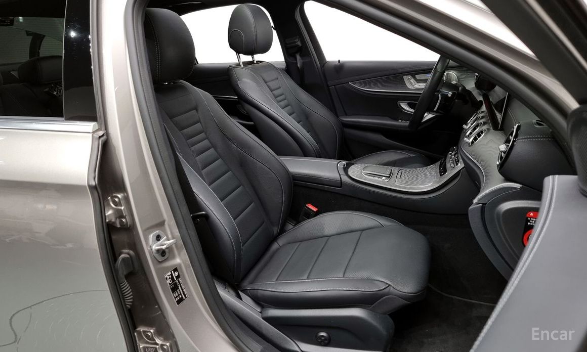 E-Class W213E350 4MATIC AMG Line 11
