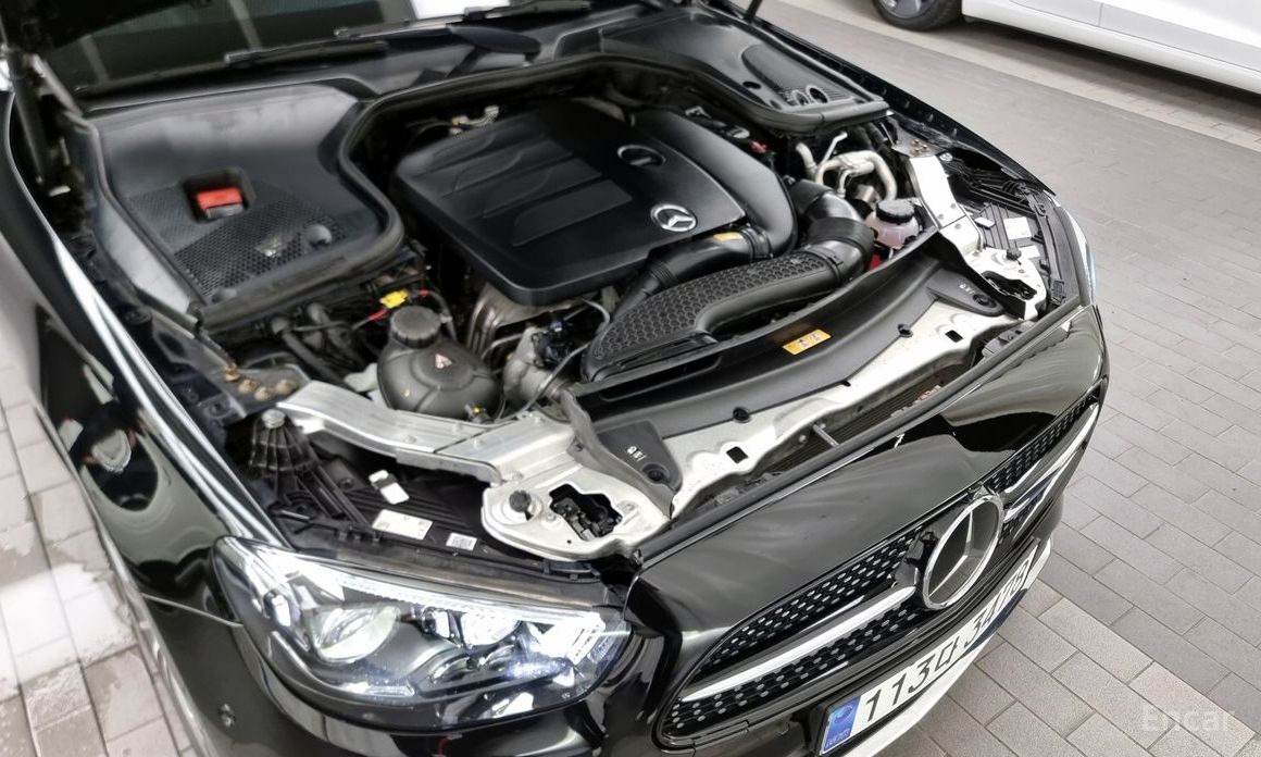 E-Class W213E350 4MATIC AMG Line 7