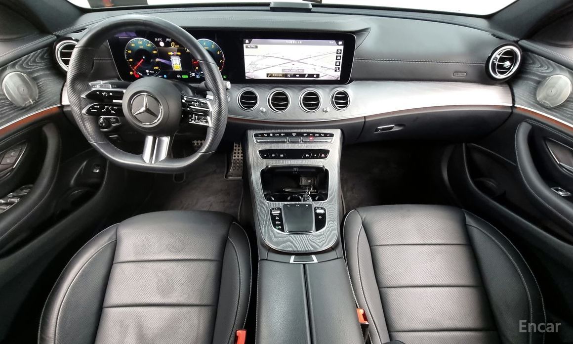 E-Class W213E350 4MATIC AMG Line 8