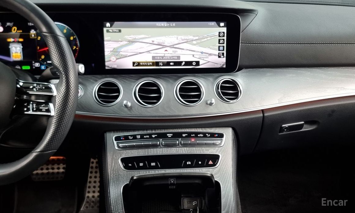 E-Class W213E350 4MATIC AMG Line 15