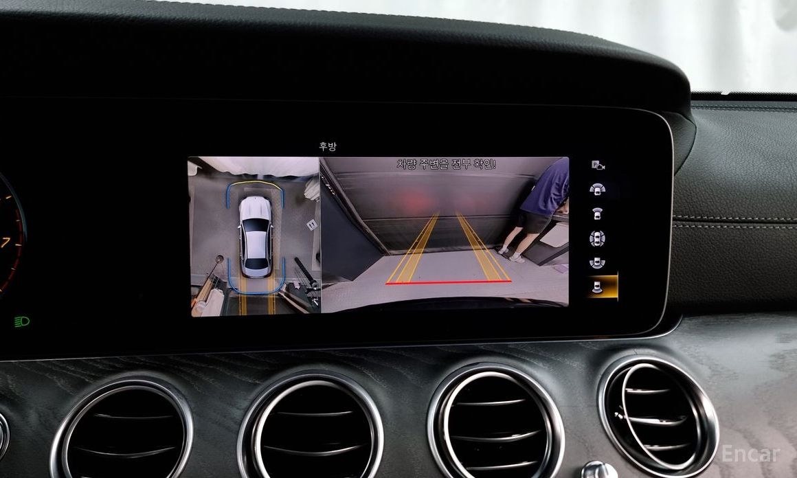E-Class W213E350 4MATIC AMG Line 16