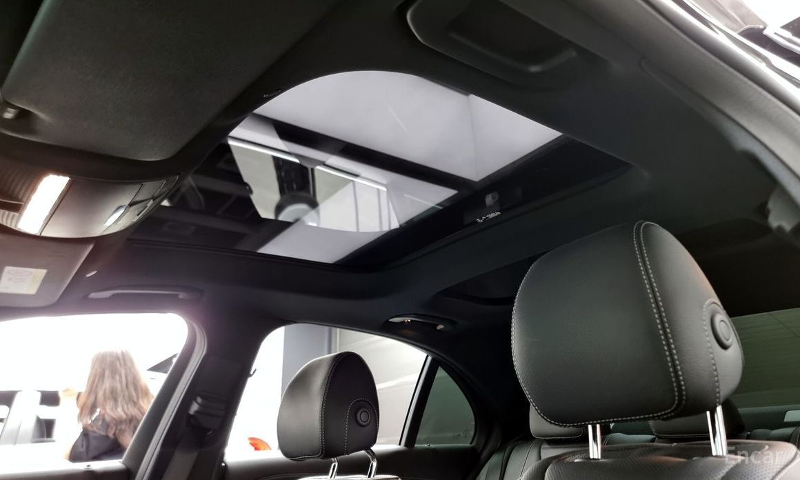 E-Class W213E350 4MATIC AMG Line 19